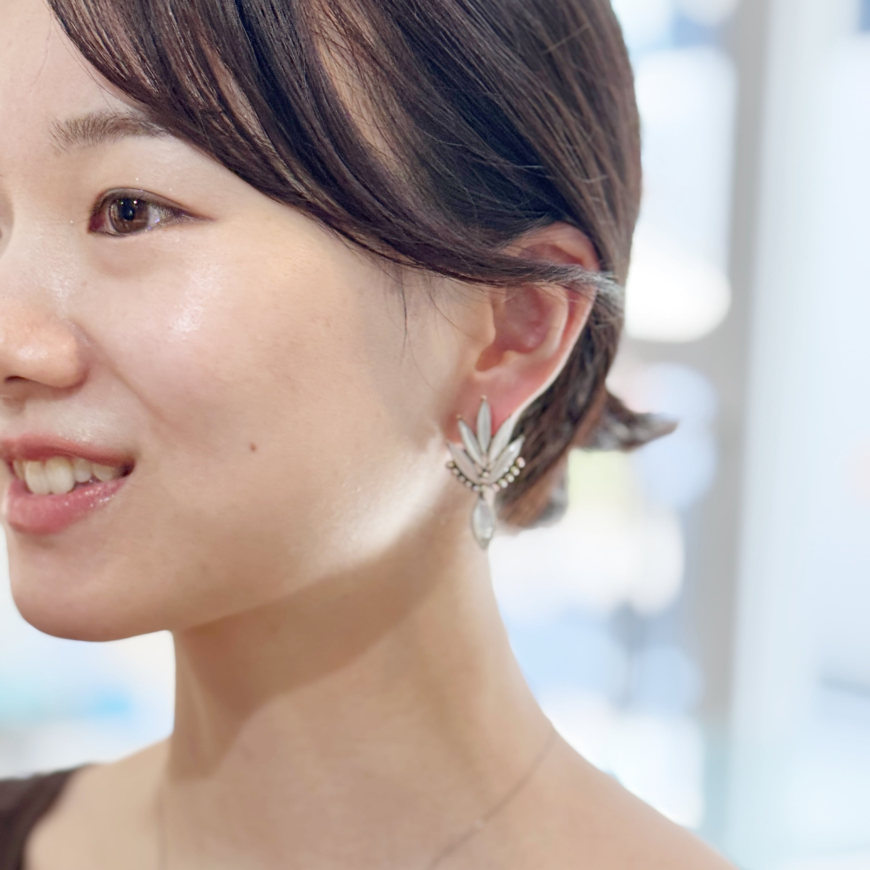 残りわずか】ラグジュアリー コレクション 白蝶貝 王冠ピアス | 【公式