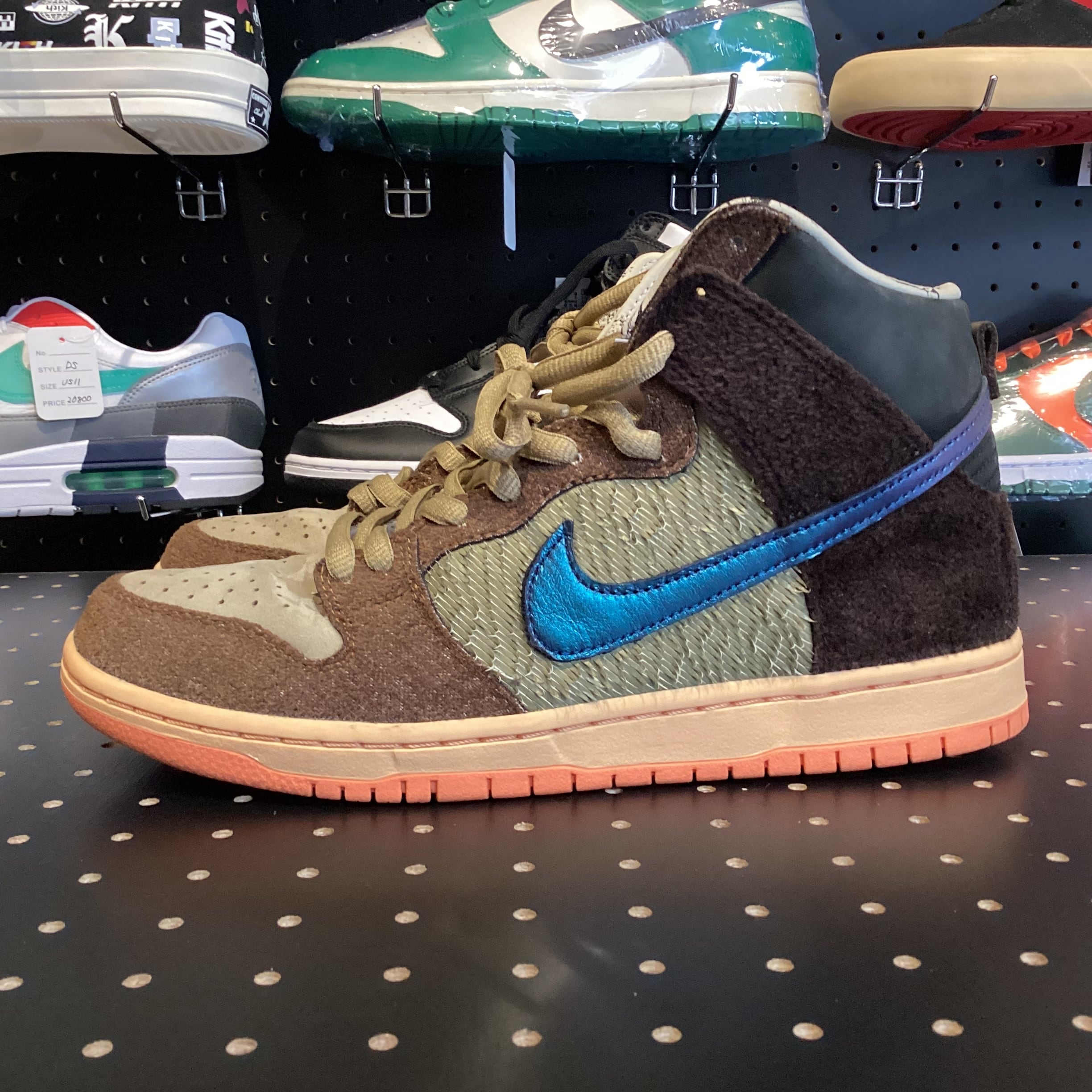 Concepts × Nike SB Dunk High 