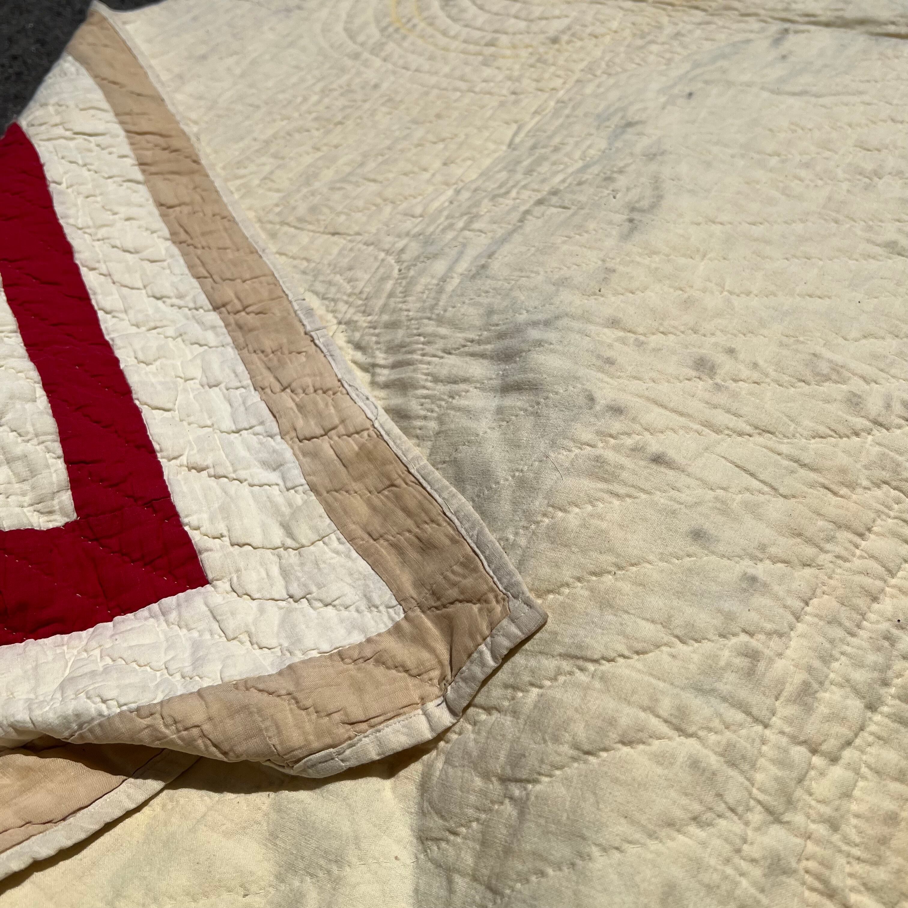 HANDMADE QUILT / GEOMETRIC PATTERN | BUFF STOCK YARD