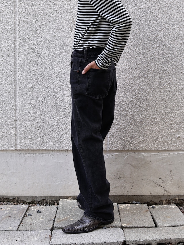 tapered black denim pants