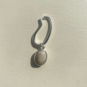oval cabochon earcuff