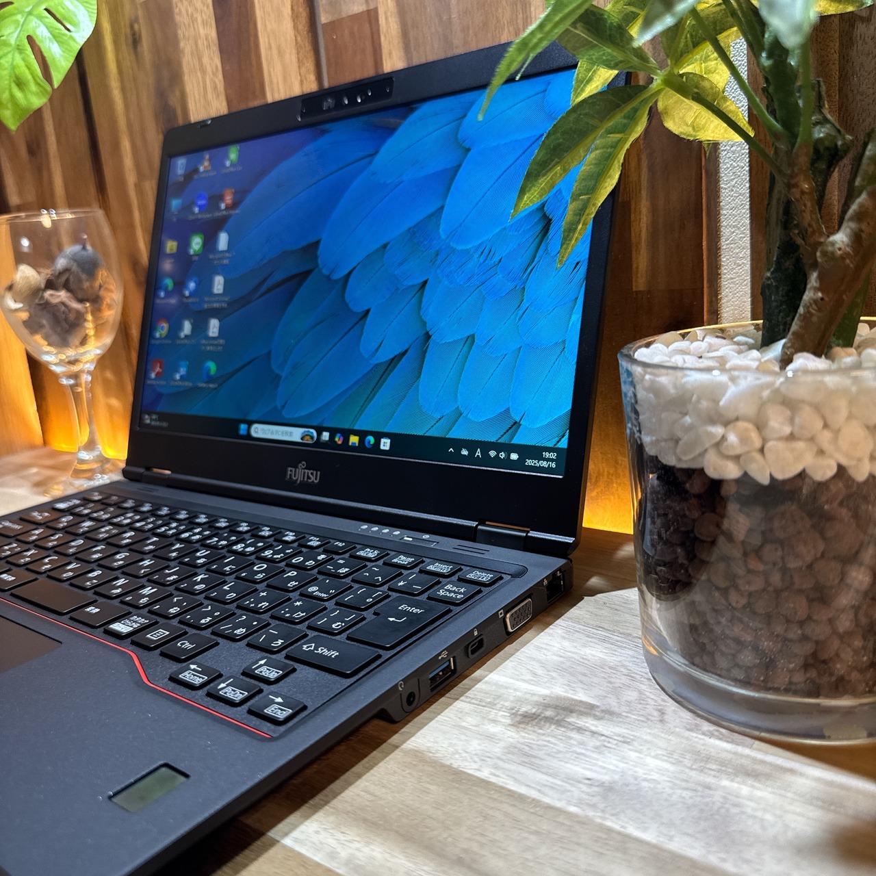 \ 公式ショップ限定価格❣️/ 美品《最新発売モデル》LIFEBOOK U7311/FX 第11世代 フルHD メモリ8GB SSD256GB 軽量ノートパソコン 安心サポート&3ヶ月保証付き