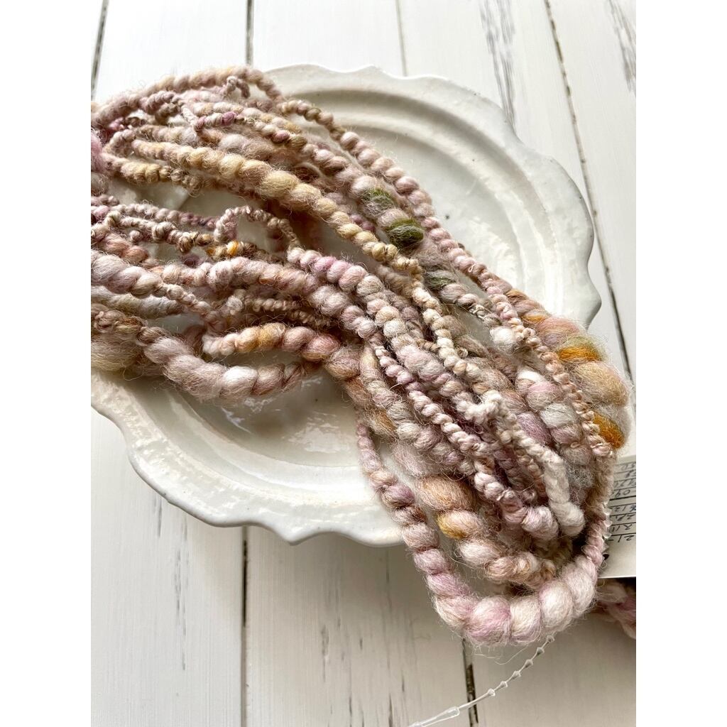 アートヤーン 手紡ぎ糸【21-0904】