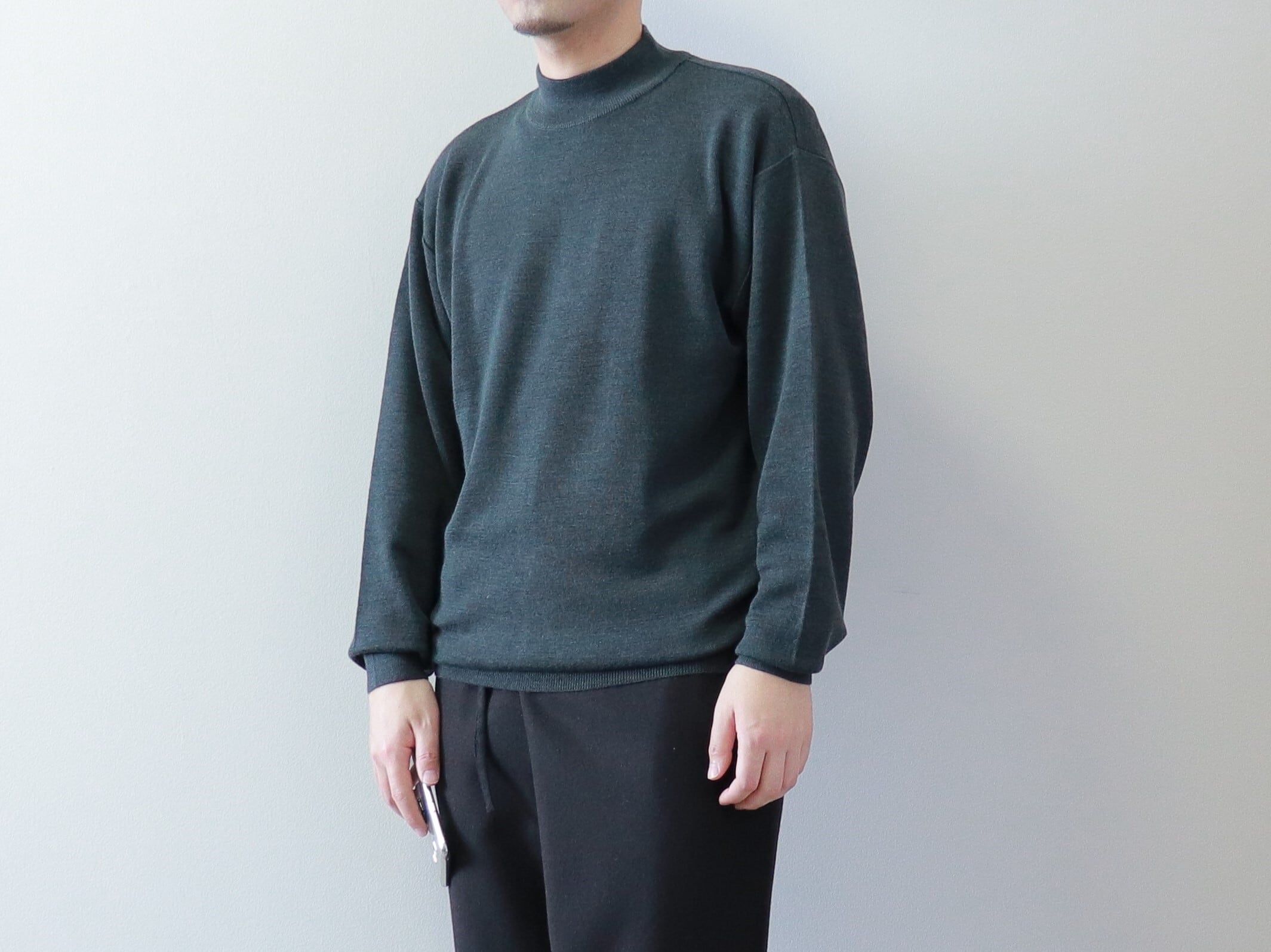 LiSS /  washable mockneck knit - charcoal green　リス / ウォッシャブル モックネック ニット