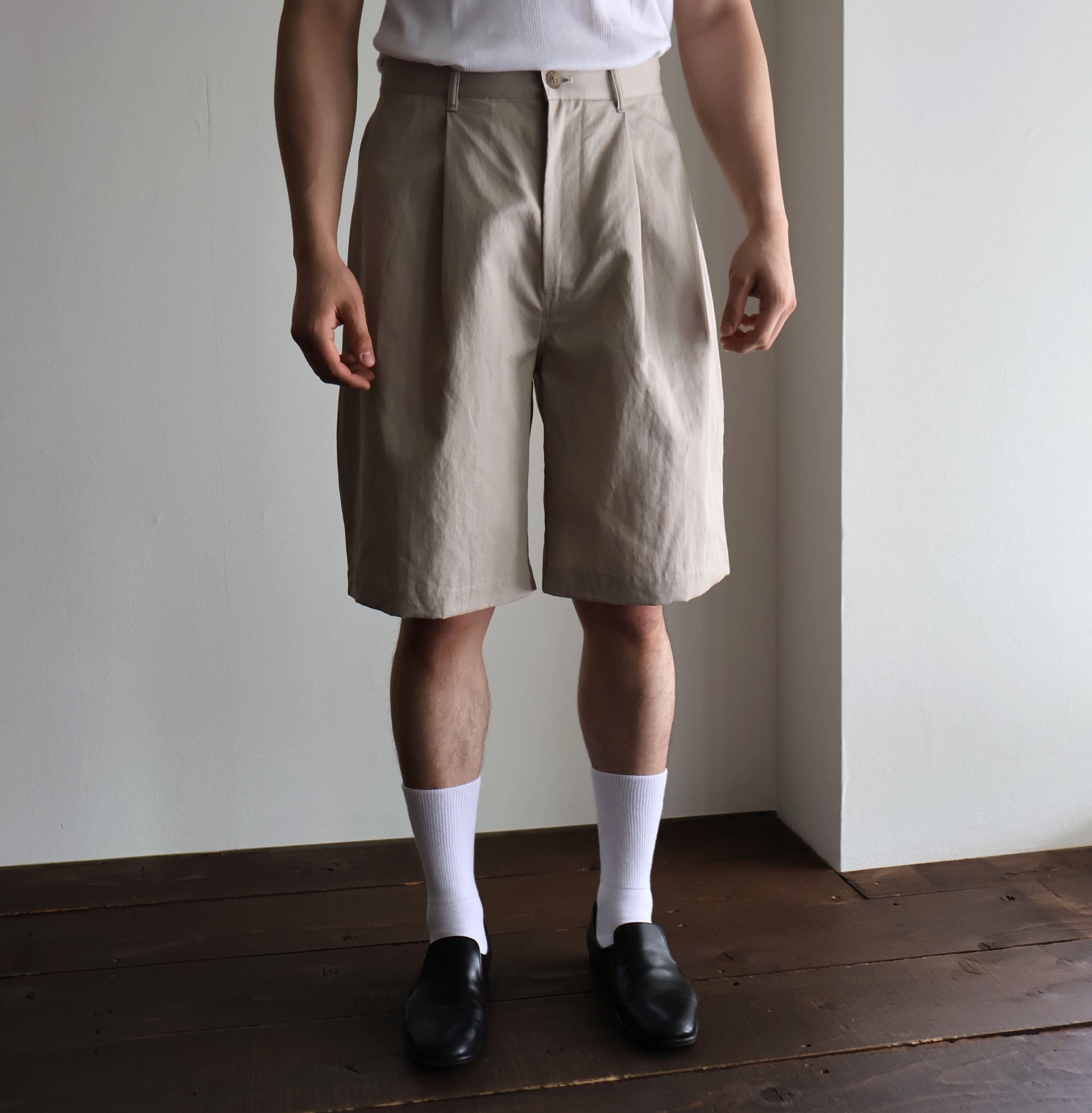STILL BY HAND “ Linen mixed wide shorts ( TAUPE )” | H.inch
