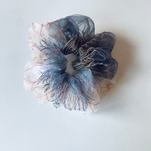bi-color scrunchie gray beige