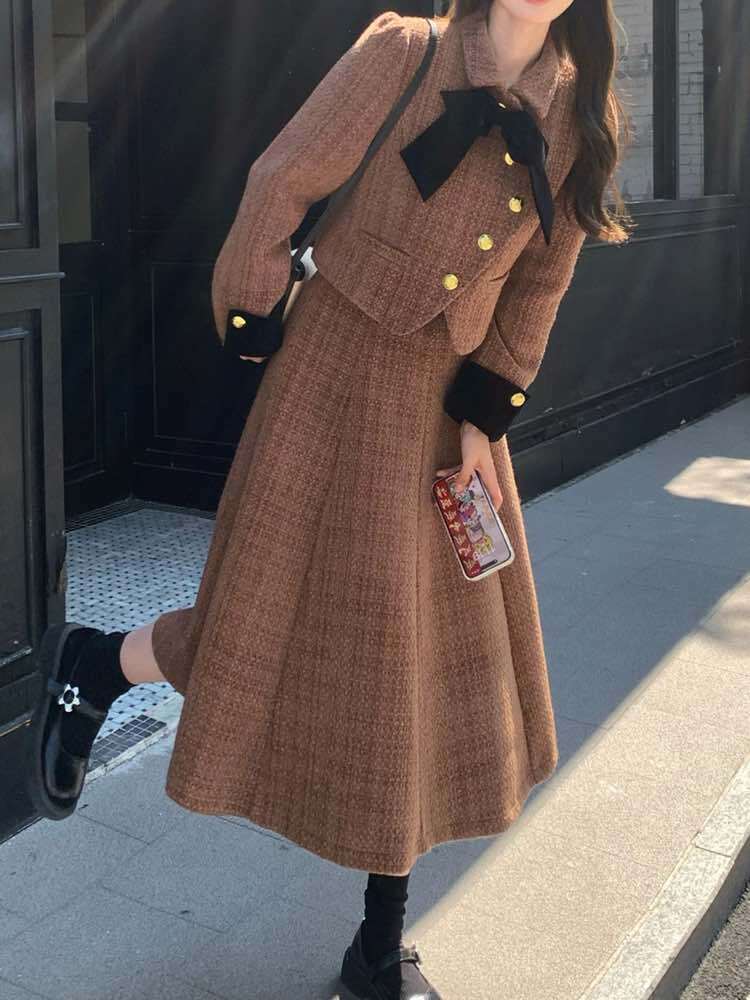 配色が可愛い♡褒められコーデ チェック柄ショートジャケット×ロングフレアスカート セットアップ 秋冬 おしゃれ 大人可愛い 上品 チェック柄 ゴールド 異素材 ベロア カジュアル お呼ばれ 細見え 大きいサイズ 韓国 CH11401