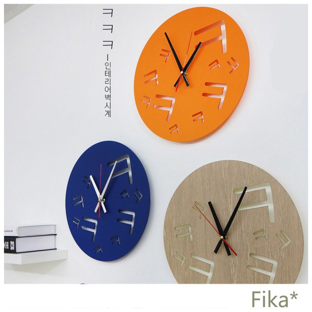 【韓国人気雑貨】 ㅋㅋㅋ ハングル時計 インテリアのアクセントに 全6カラー
