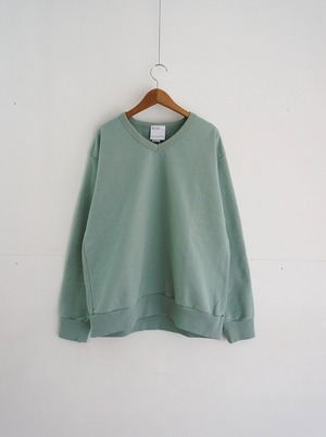 BETTER　OPENEND FLEECE V NECK PULLOVER