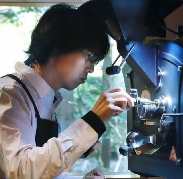 ベトナム　ラムドン省ダラット　Lanさんのイエローカツアイ・ナチュラル（中煎り）[コーヒー豆:200g]