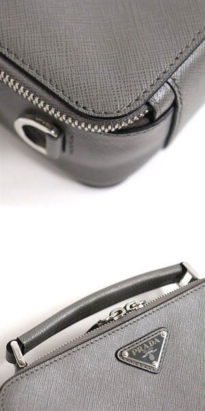 極美品▽PRADA プラダ 2VH069 ブリック 三角ロゴ金具付き サフィアーノ
