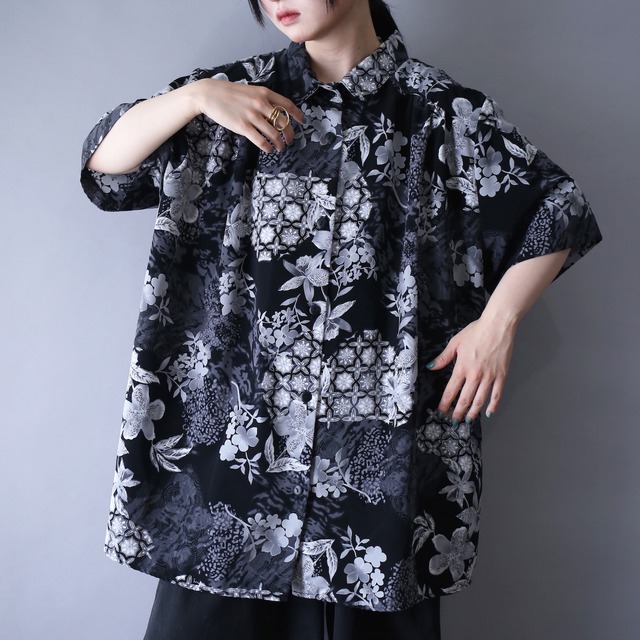 monotone beautiful flower pattern wide over silhouette h/s shirt