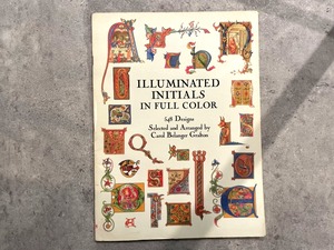【VA500】Illuminated Initials in Full Color: 548 Designs /visual book