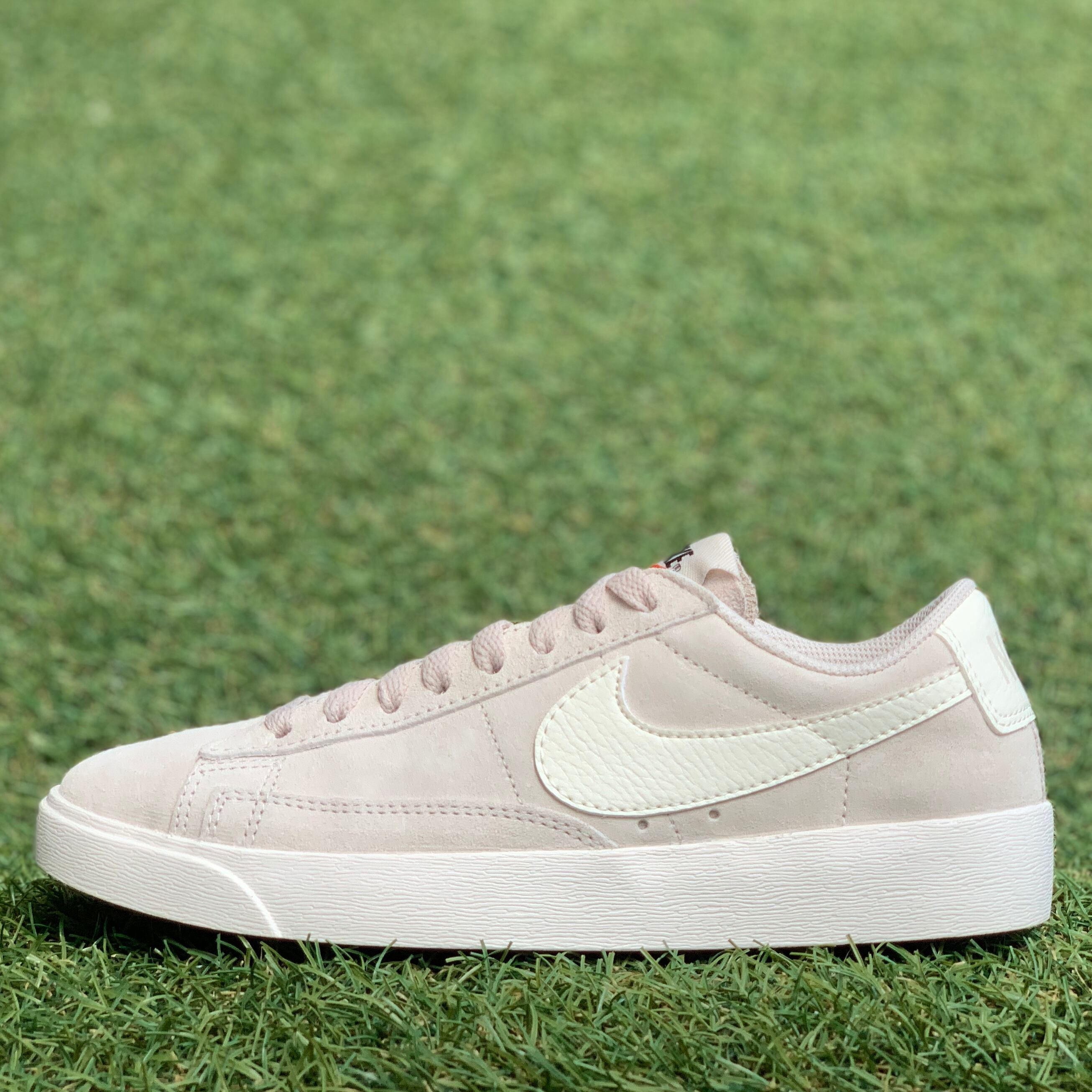 NIKE BLAZER LOW SD ナイキ ブレザーロー スエード F906