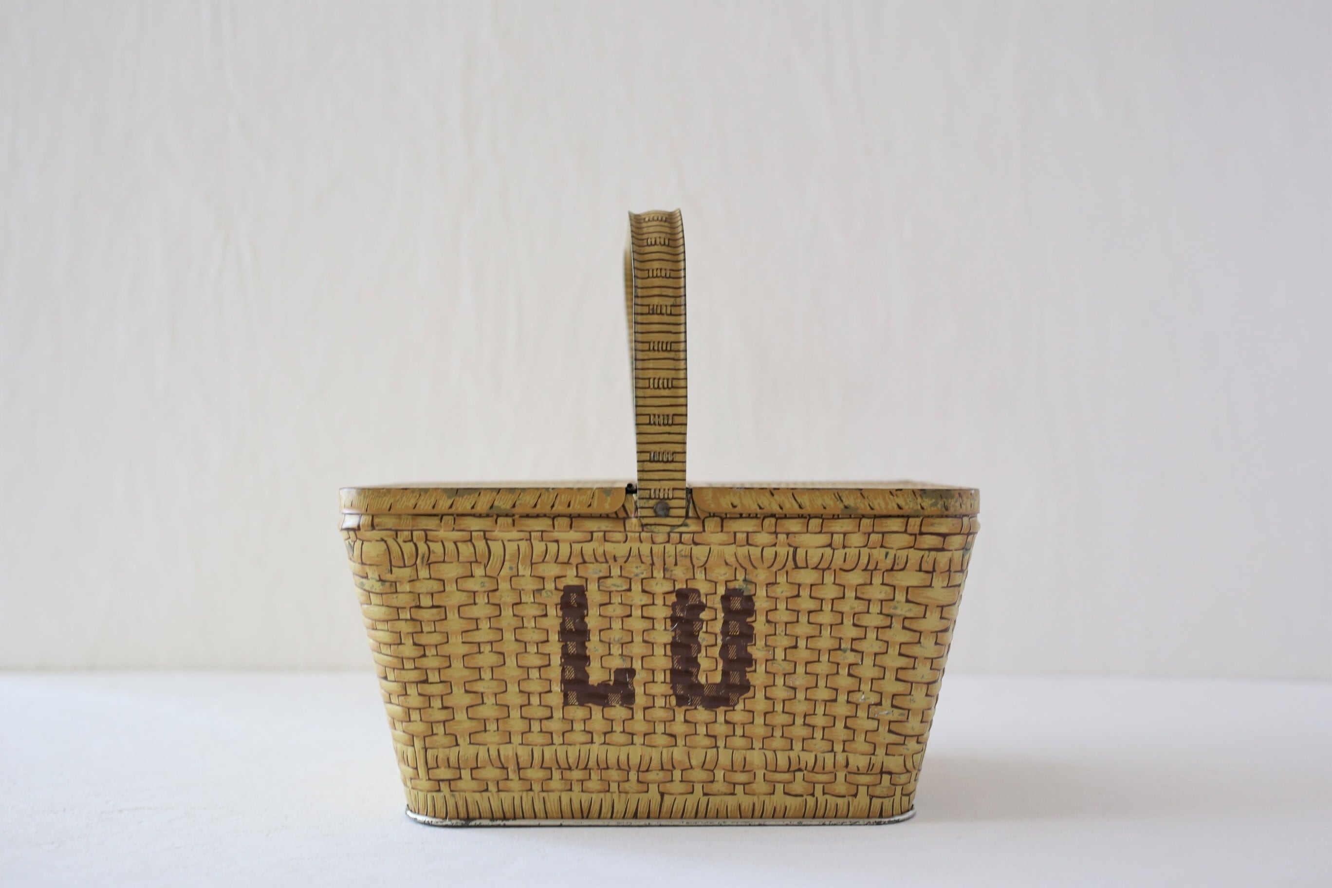 フランス アンティーク ヴィンテージ LU バスケット パニエ 缶 シリアルナンバー付 N-01624