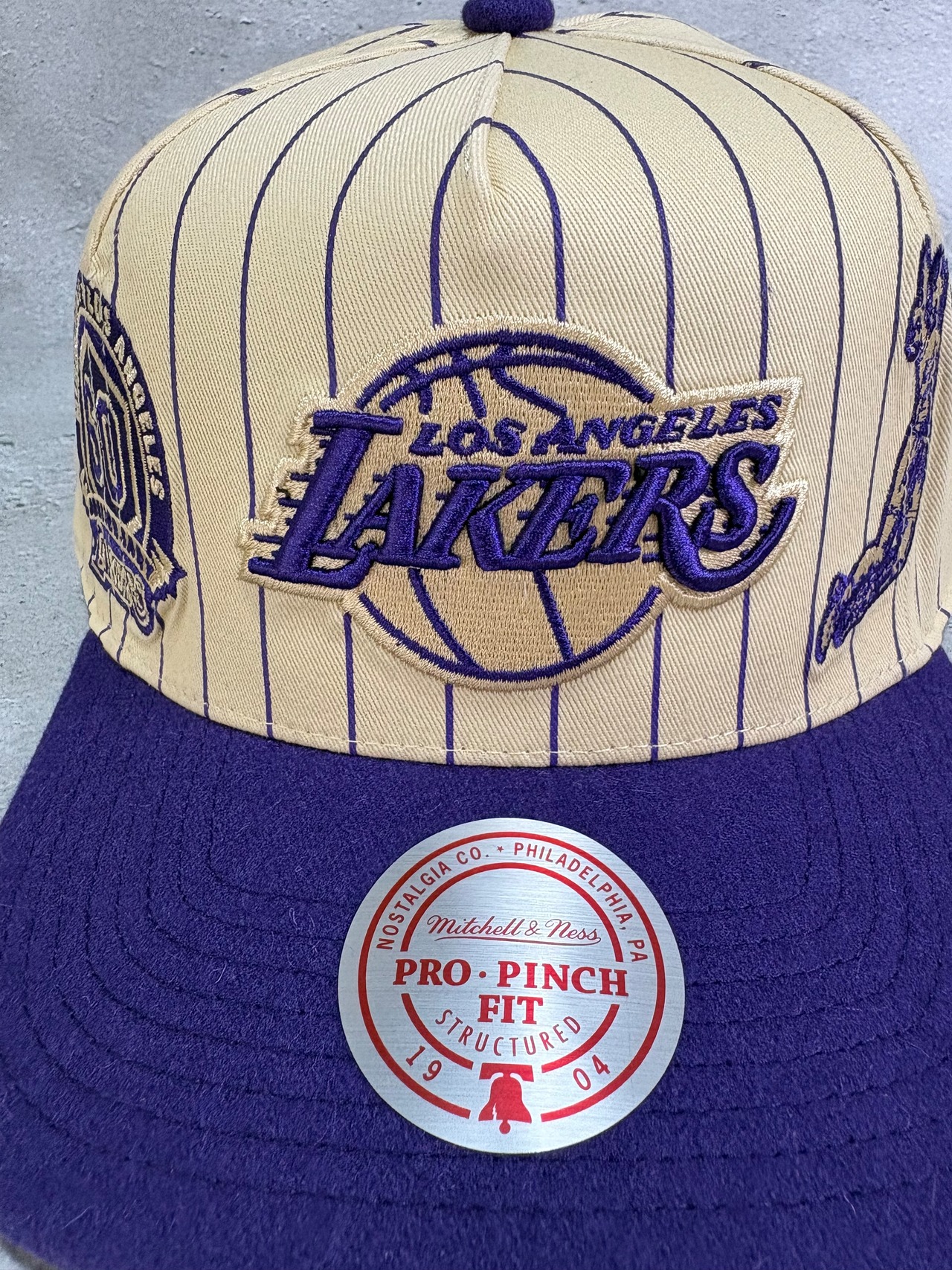 Mitchell＆Ness/ミッチェルアンドネス NBA ロサンゼルス・レイカーズキャップ クリーム