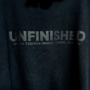 UNFINISHEDオーバーサイズパーカー　ファスナータイプ