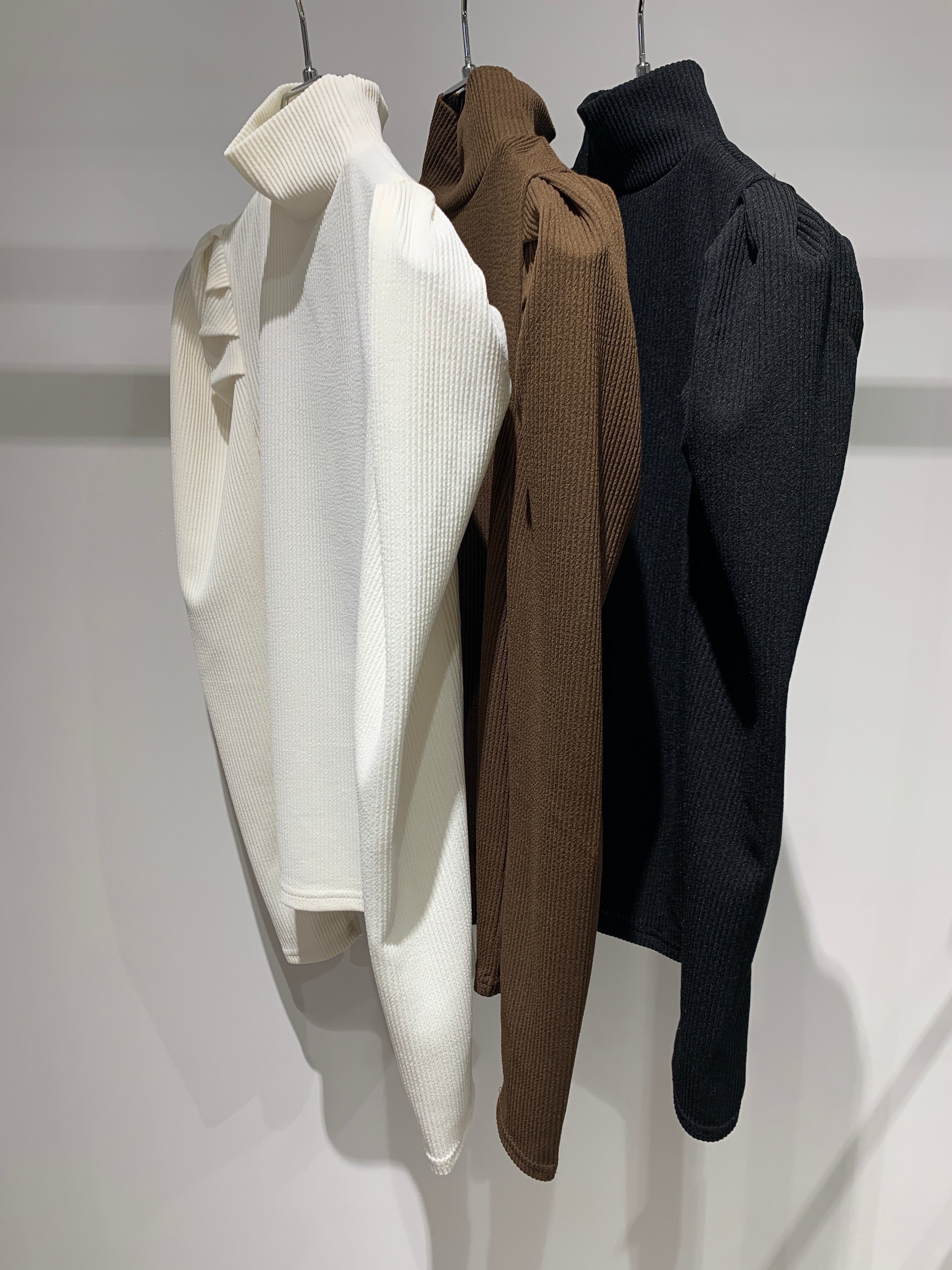 puff sleeve rib high neck