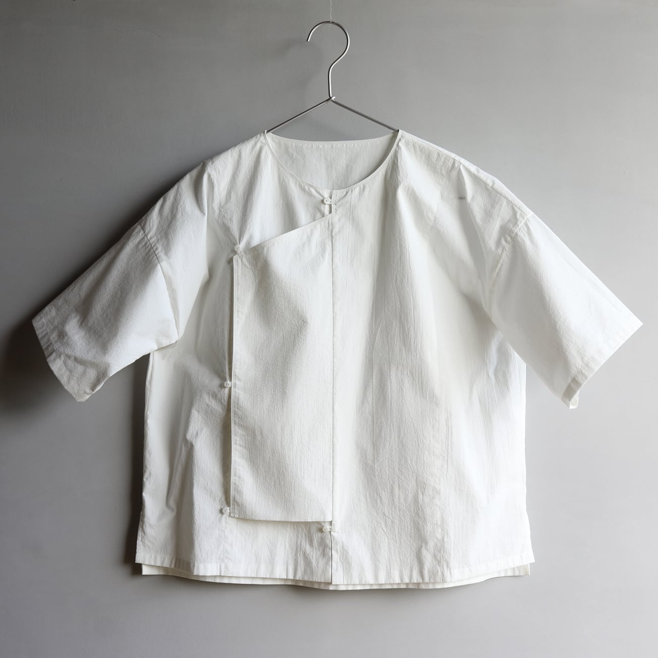 えみおわす カレン族シャツ（藍染） 未使用 えみおわす カレン半袖