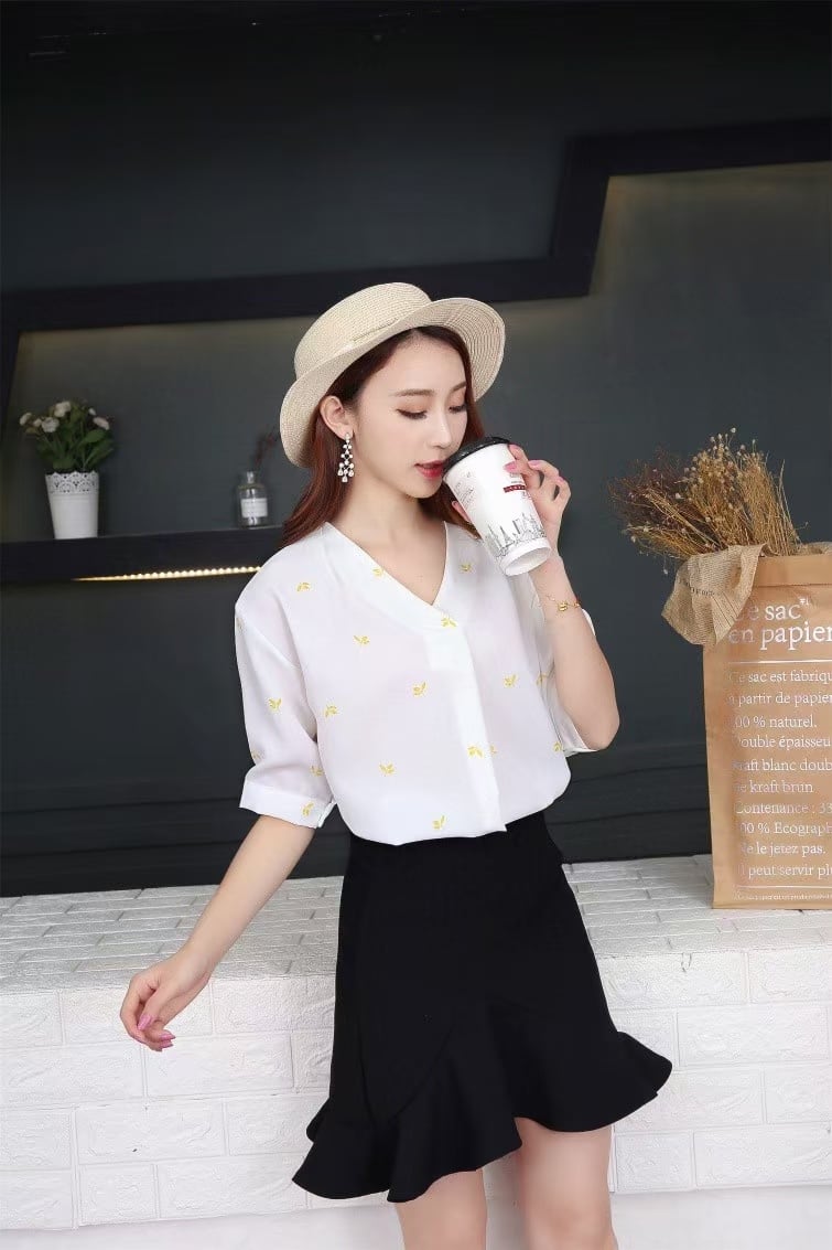 リーフ柄パフスリーブブラウス AJ3346-D002