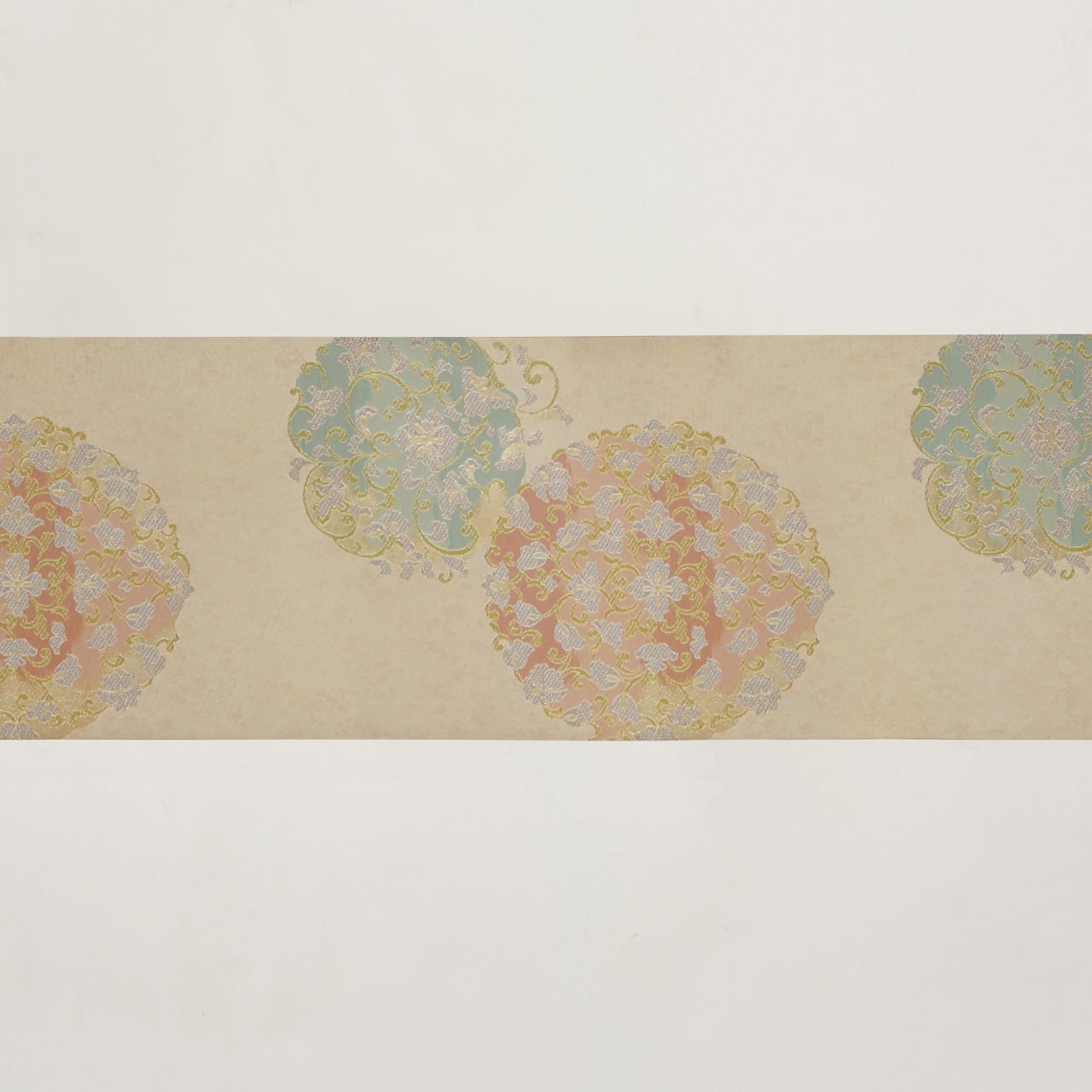 袋帯 平安蒔絵華文 (白金) | 川島織物 和装公式オンラインショップ 袋帯 平安蒔絵華文 (白金) | 川島織物 和装公式オンラインショップ