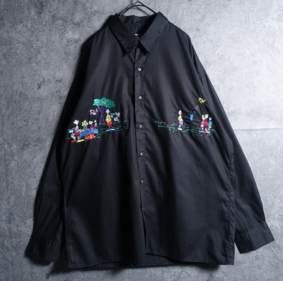 Black character embroidery design long shirt