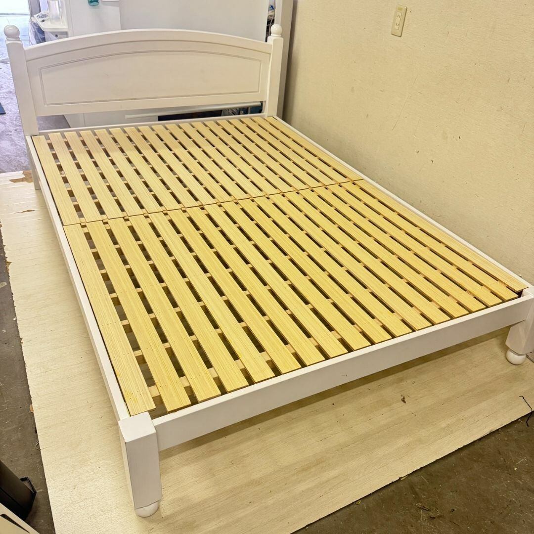 24565 ダブルベッドフレーム 木製 引出し・コンセント4口 もしも D