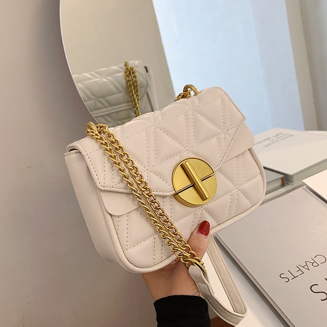 夏の西洋風の小さなバッグレディースバッグ2020新しい流行のファッションチェーンダイヤモンドバッグワイルドシングルショルダーメッセンジャー小さな正方形のバッグ Tiancai_Wing_Bag6052238