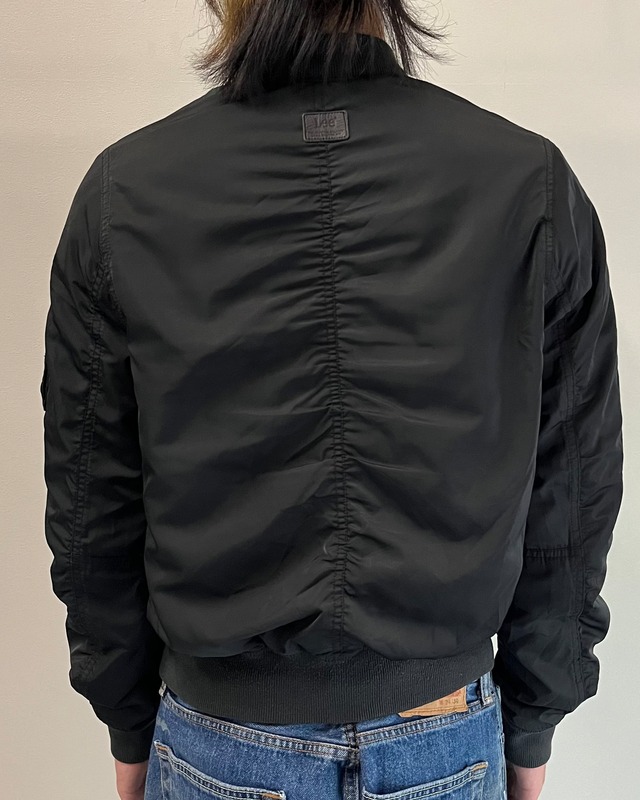 Lee minimal MA-1 jacket