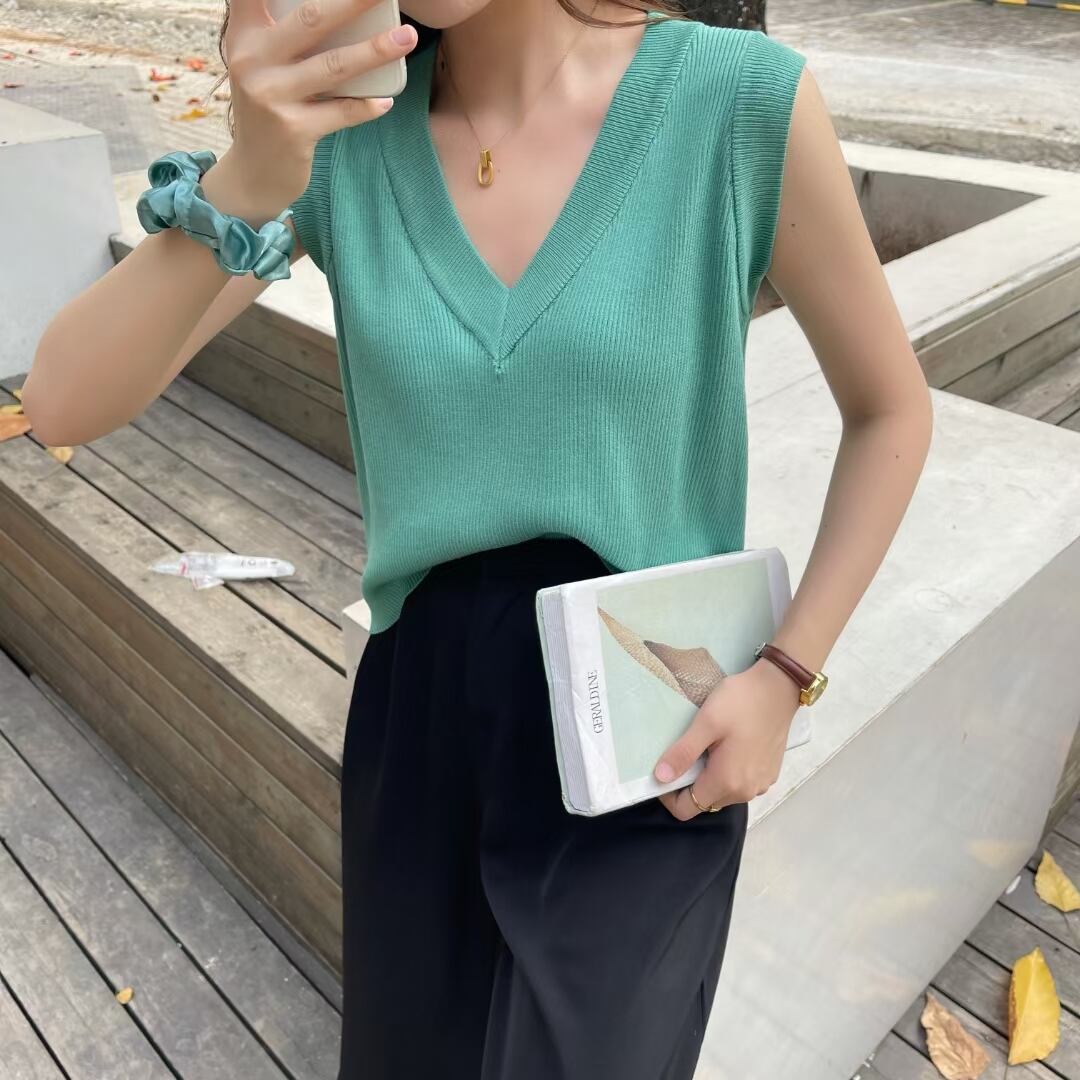 Vネックノースリーブニット　AJ1050-3026