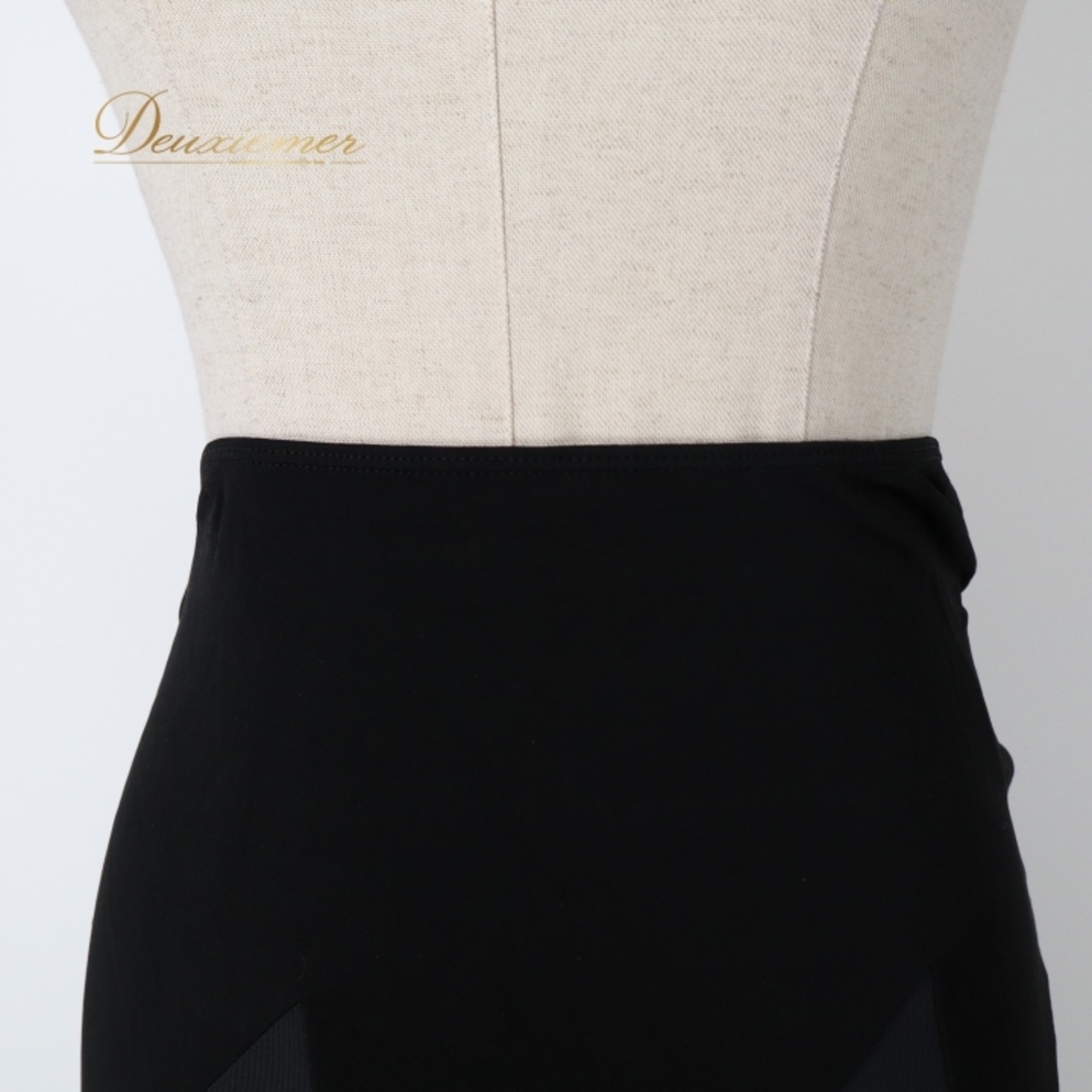 社交ダンス 衣装 スカート ブラック系 チャコット ダンススポーツ Chacott Dance Sport レッスン 練習 レッスンウェア 練習着 スリット 黒 無地 チュール かわいい 華やか おしゃれ 上品 大人っぽい 軽やか ふんわり 日本製 レディース ダンス衣装 スポーツウェア おしゃれスカート ブラックスカート スリットスカート フレアスカート