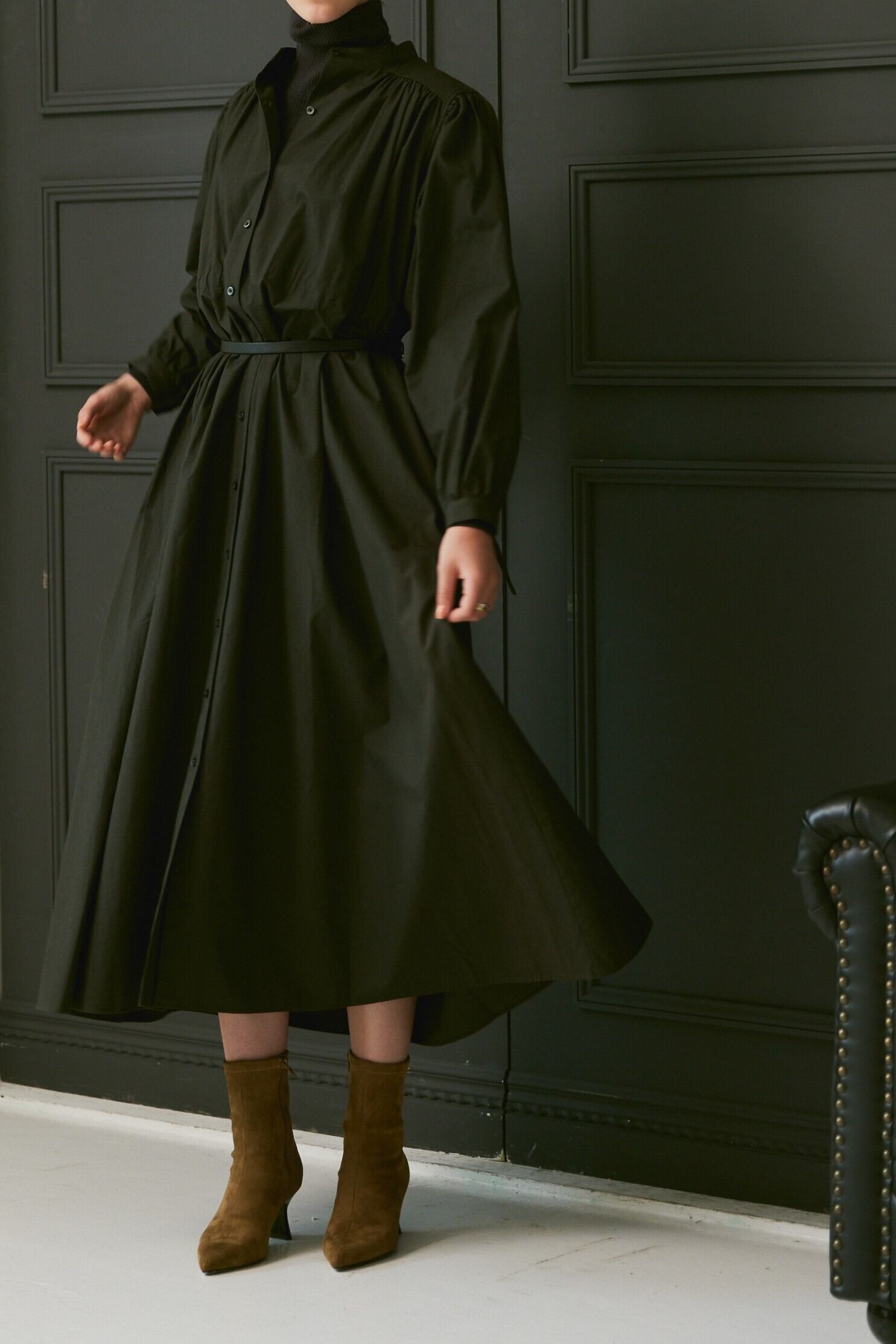 Puff sleeve gather one piece SUMI BLACK