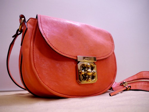 希少モデル◆Chloe クロエ エルシー ラウンドフォルム レザー ショルダー バッグ ピンク◆ ターンロックが大人気のエルシーから希少モデル