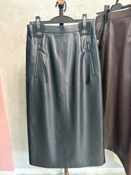 ROBE フェイクレザーxボンディングスカート　631636