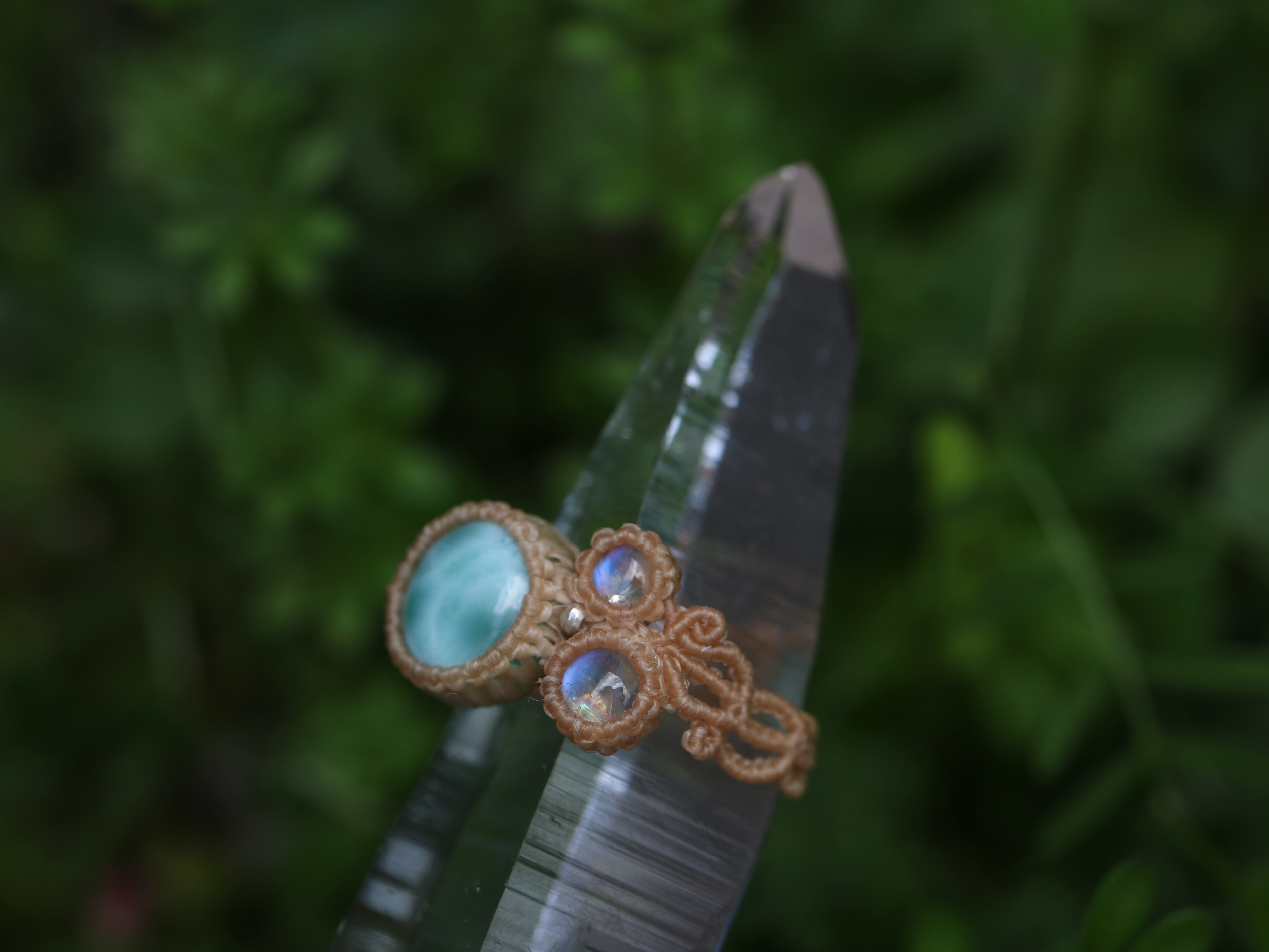 小粒「ラリマー」お花風リング　マクラメ編み　サイズ指定可能 泡のしずく☆ラリマー マクラメネックレス1203 - 【Funky garuda