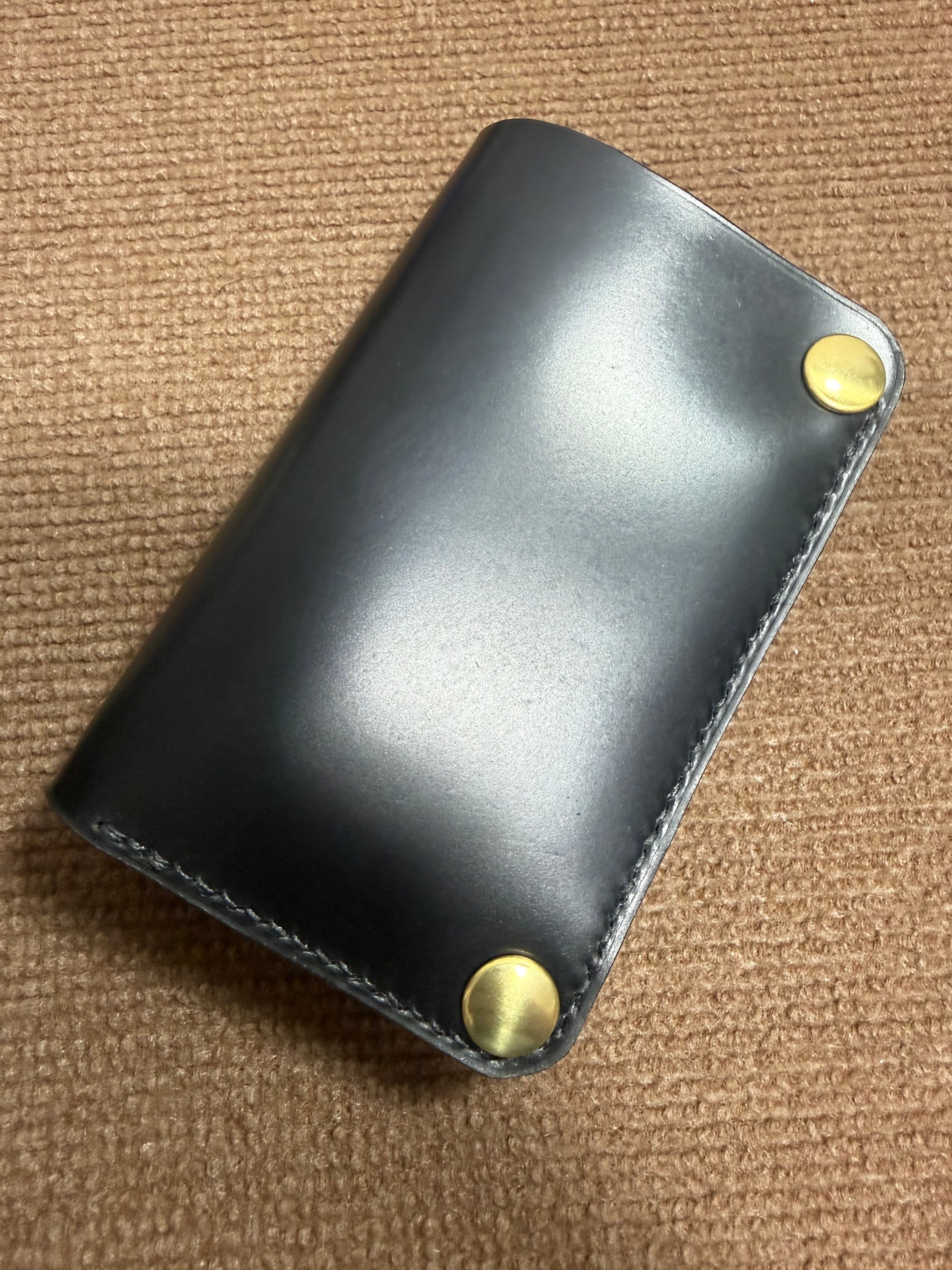受注生産】MARYAMホースバットミドルトラッカーウォレット2層【MTW-00