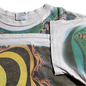 vintage 1990’s aop fractal art tee