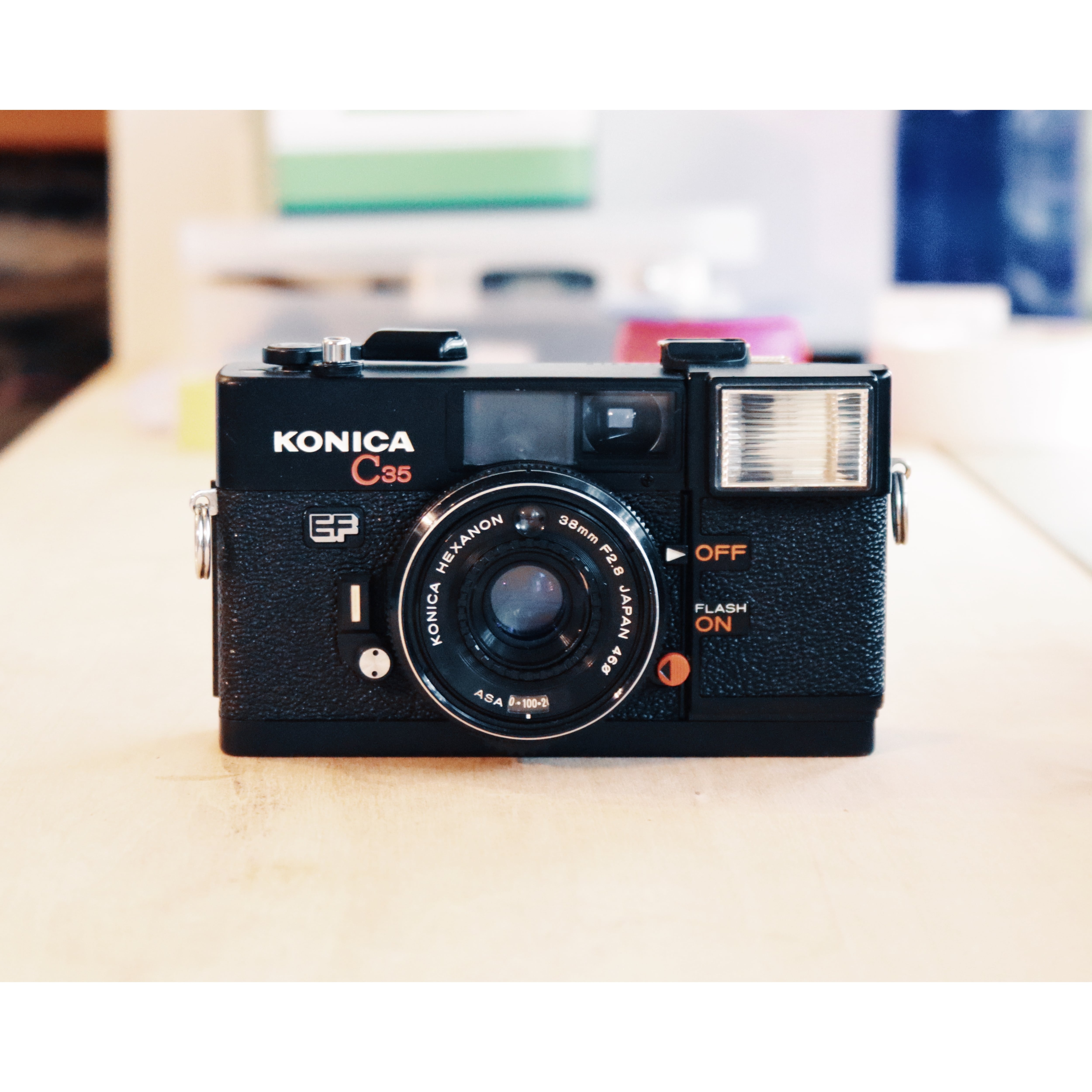 フィルムカメラ Konica C35 EF ピッカリコニカ - フィルムカメラ