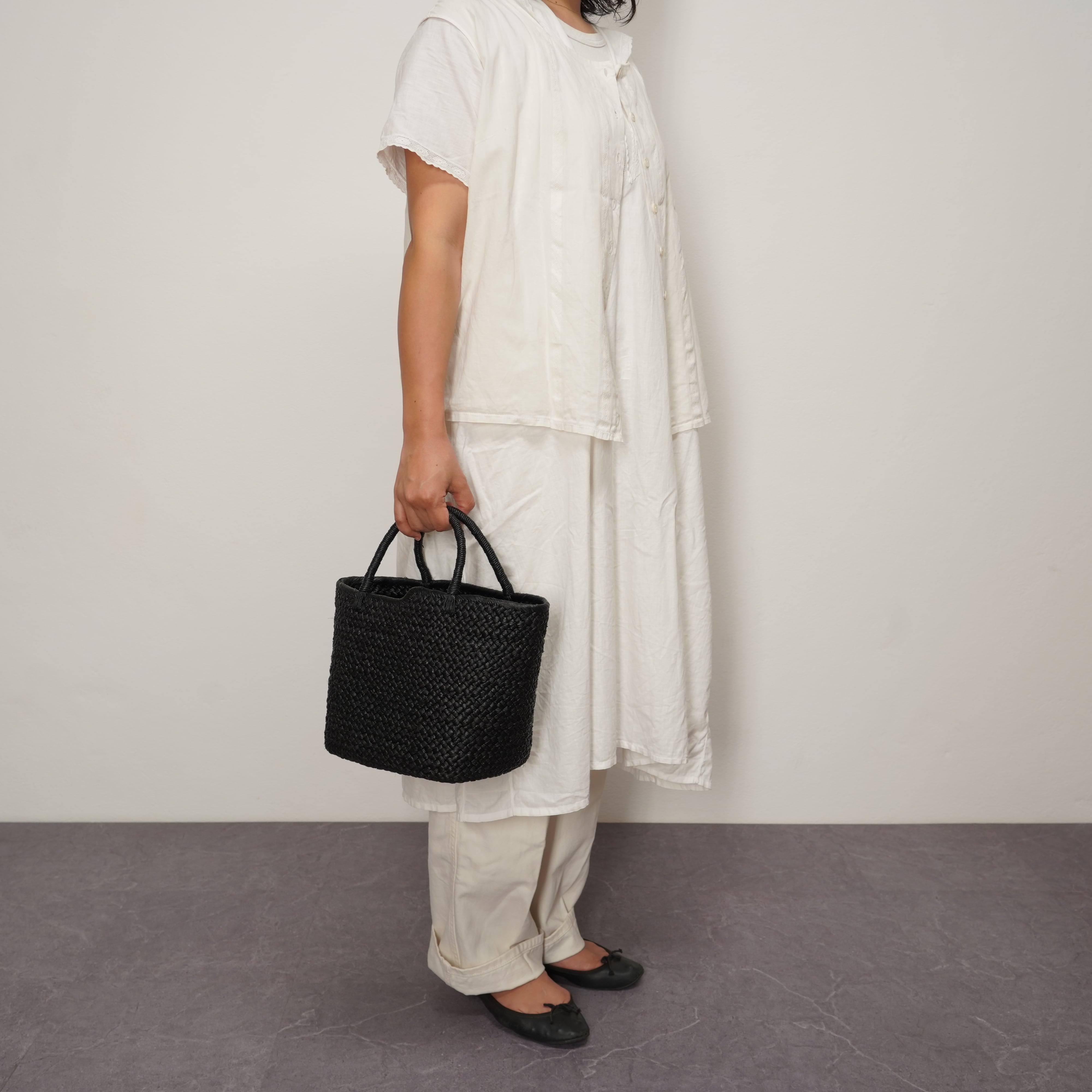 Marche bag (S) - Black | AMPIANA