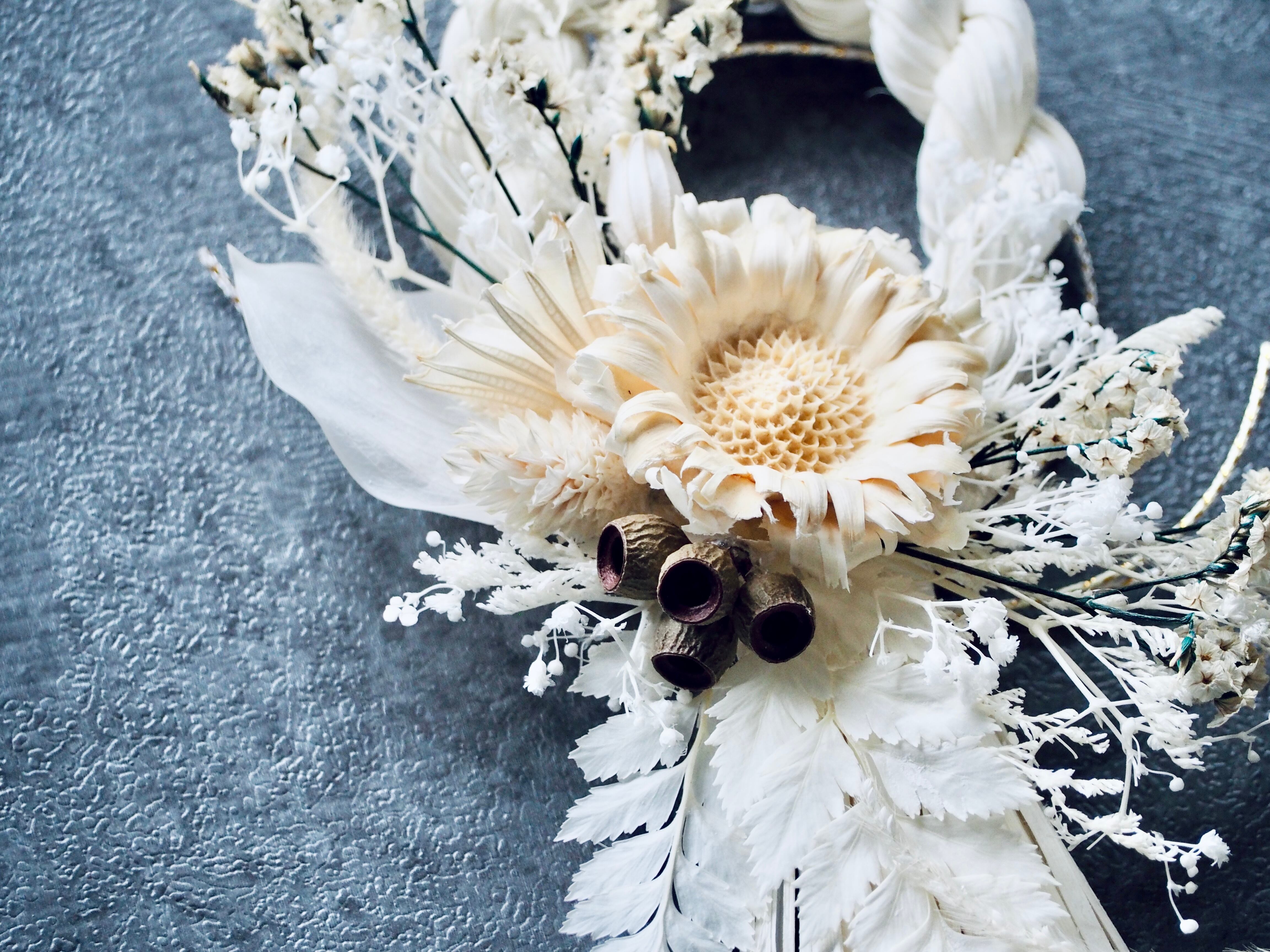 ホワイト しめ縄 ラタンしめ縄 縦長スワッグ ホワイト しめ縄 ラタンしめ縄 縦長スワッグ