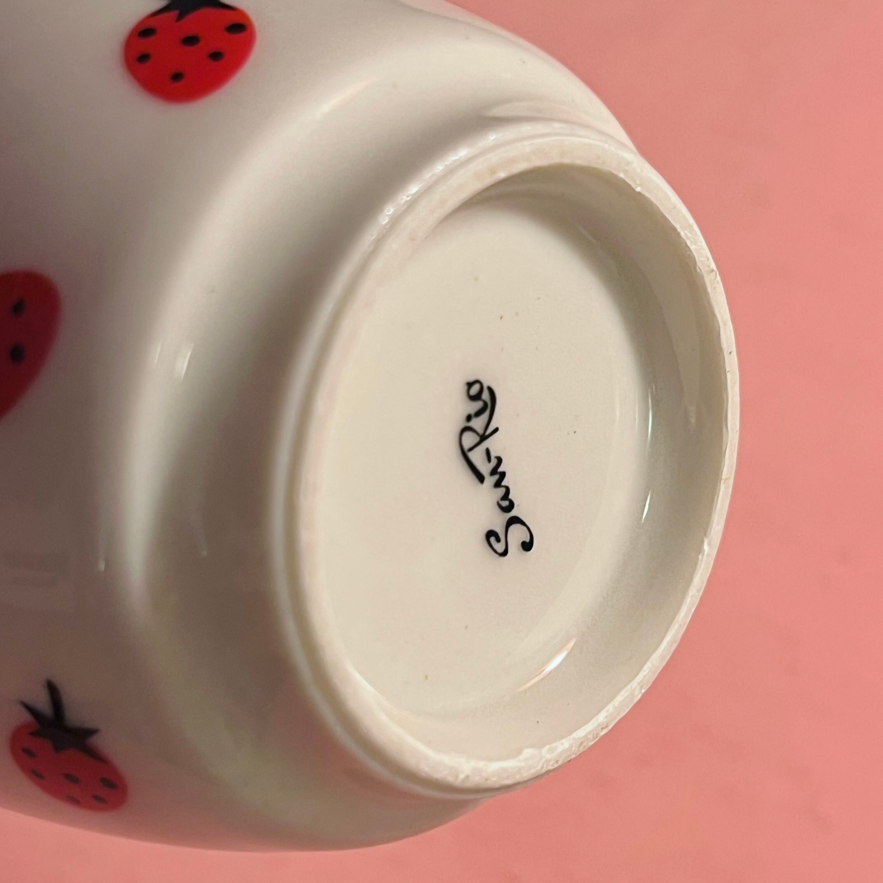 サンリオ ストロベリーファンタジア 湯呑み | 春眠雑貨店