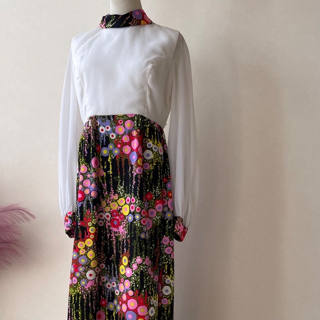 70s Vintage Chiffon Floral pattern Dress W175