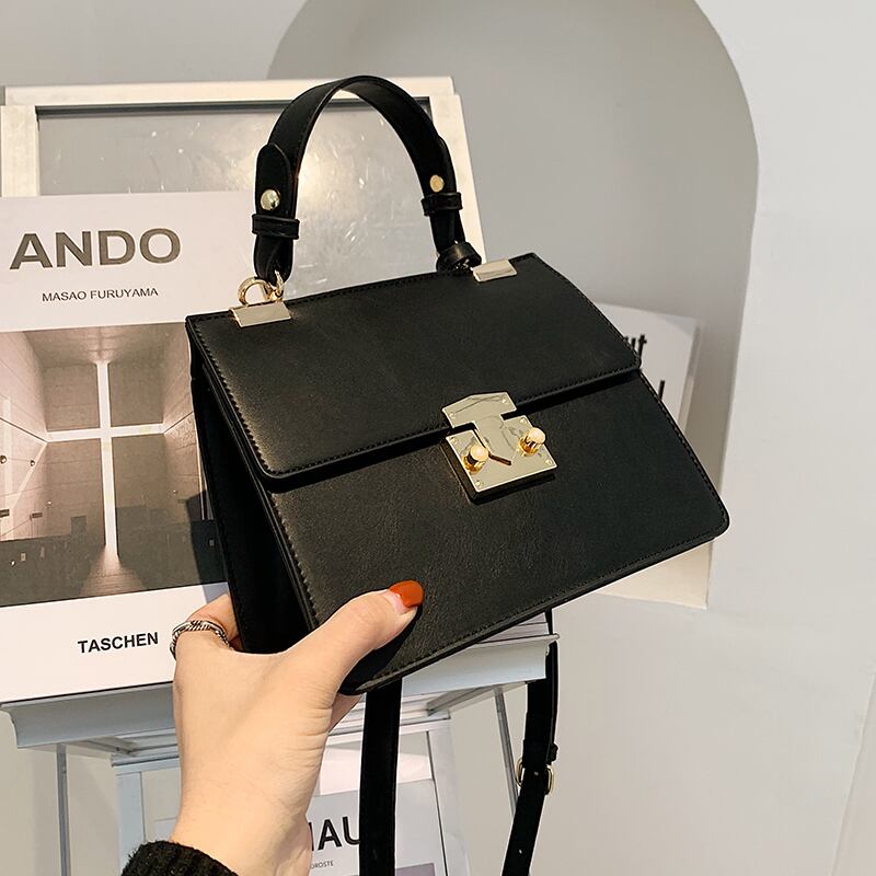 オータムウィンターレッド 秋物 冬物 スクウェア メッセンジャーバッグ 手作りハンドバック88297411142