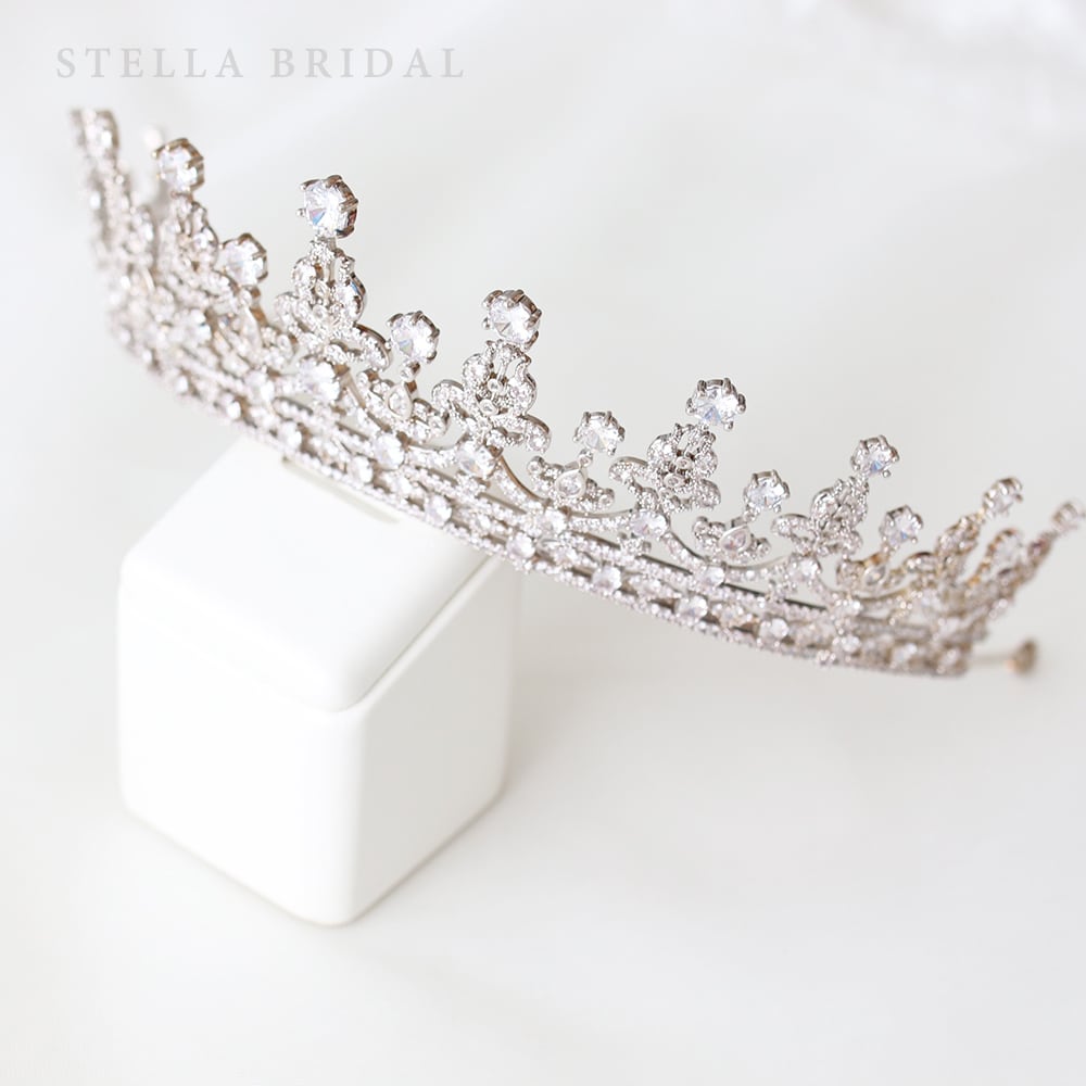 キュービックジルコニア ウェディングティアラ Victoire