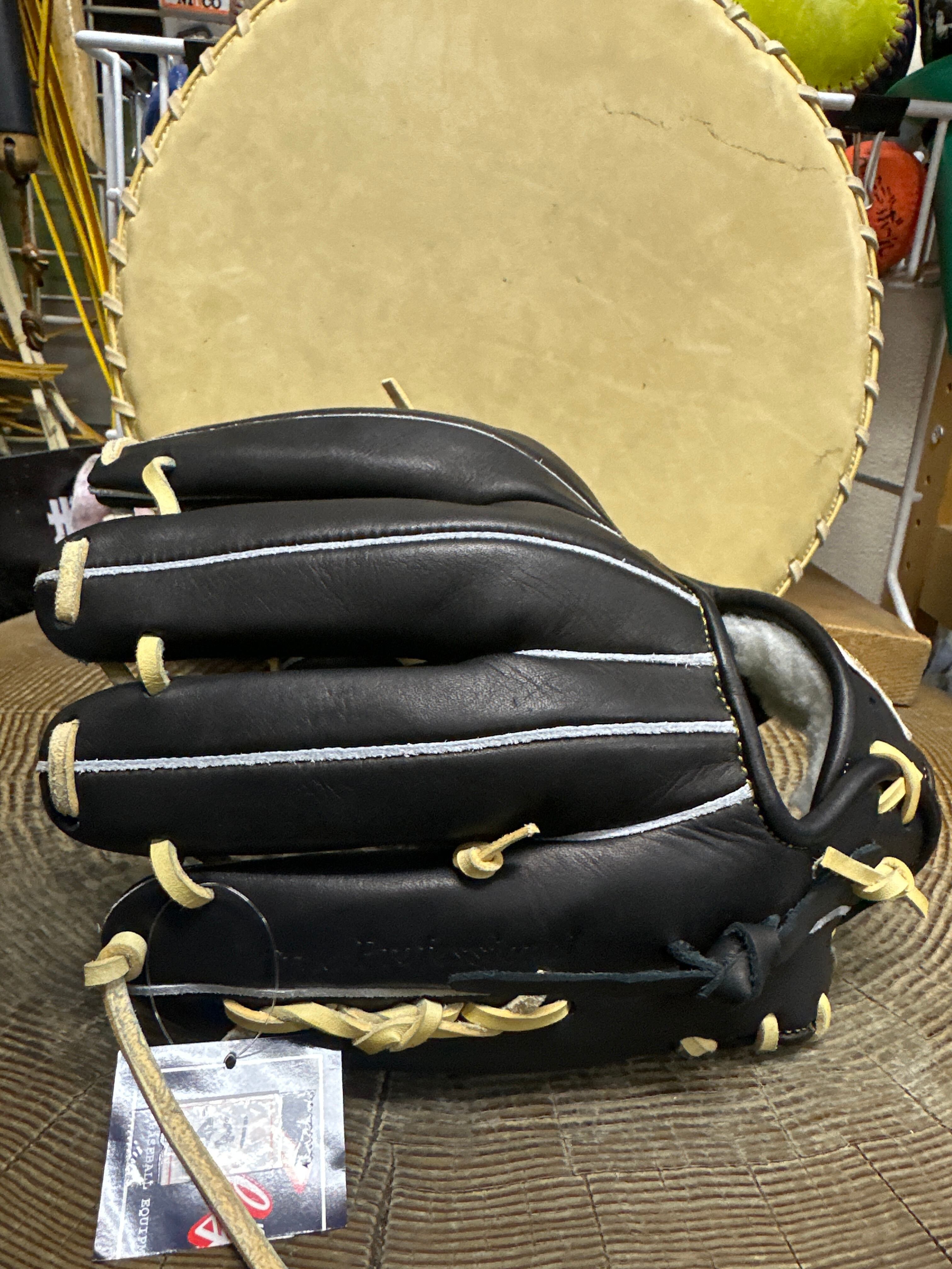 Slugger(スラッガー)軟式内野手用グローブ(型付け済み) | カミ