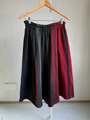 21）ワイドパンツ ショート ウールミックス BK/RD  玉木新雌 tamaki niime