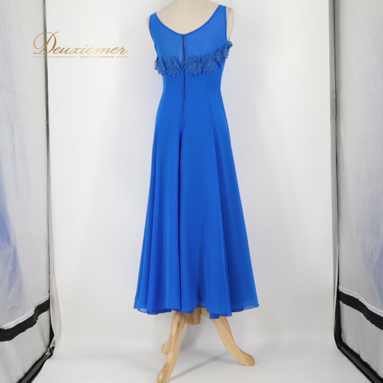社交ダンス 衣装 Scarlet スカーレット ドレス スタンダード ブルー系 ワンピース 青 花柄 レッスンウェア 練習着 モダン ノースリーブ パーティドレス ダンスパーティー ステージ衣装 舞台衣装 発表会 上品 気品 エレガント 大人かわいい かわいい 大人っぽい 華やか