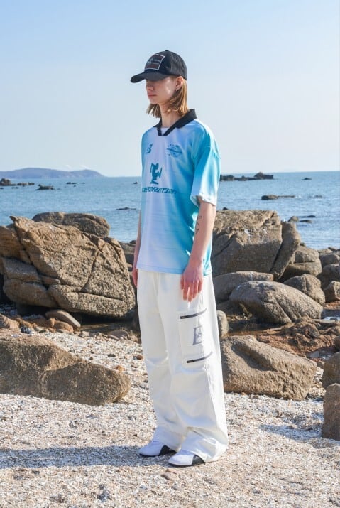 少量再入荷！☆aespa ウィンター 着用！！【BAUF】ホールズ パッチ