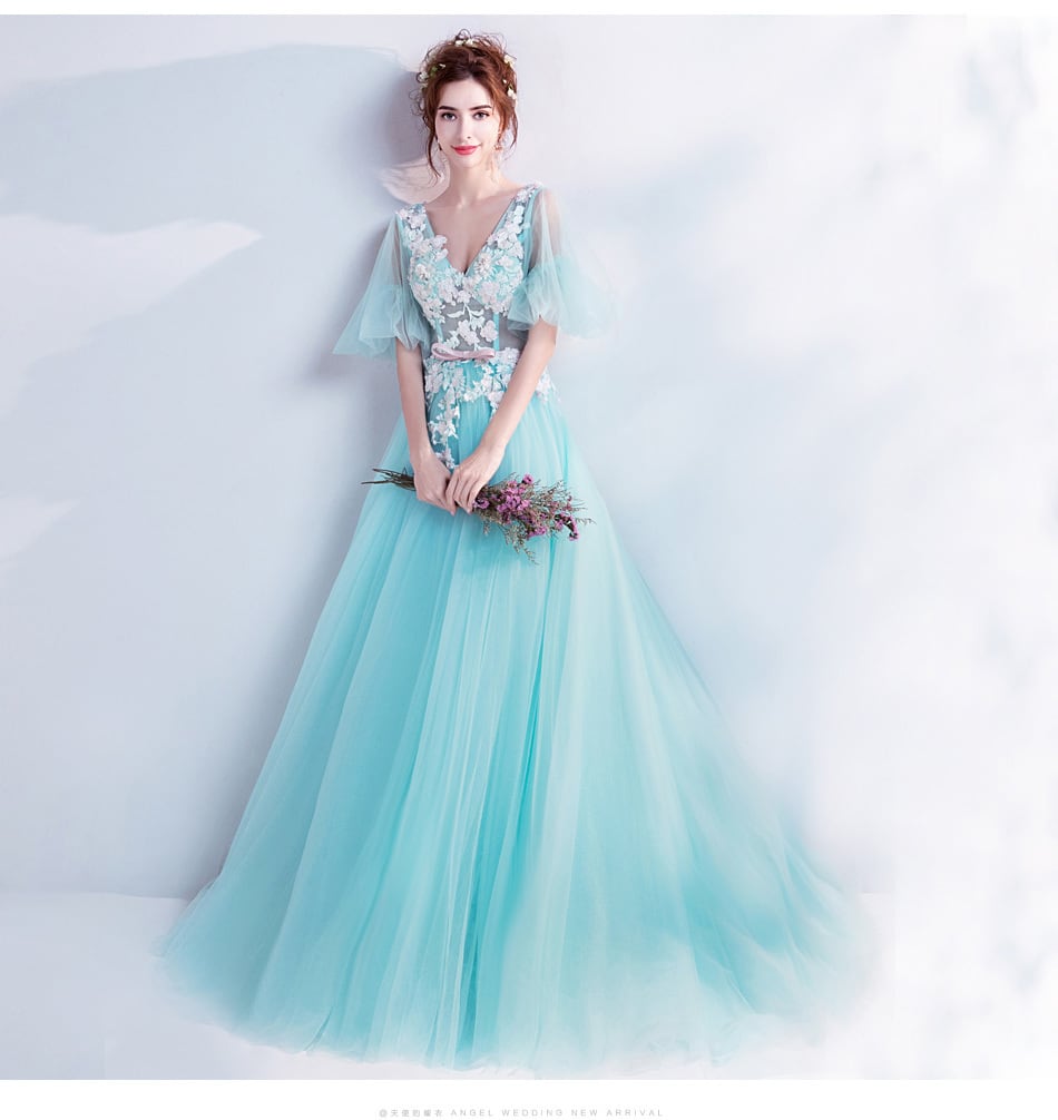 カラードレス】天使の羽ドレス♡オーダーサイズ記載あり