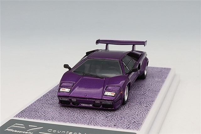 Finclassically（フィンクラシカリー） 1/64 ランボルギーニ カウンタック LP5000S メタリックパープル ＋ ウィング付   FY64092